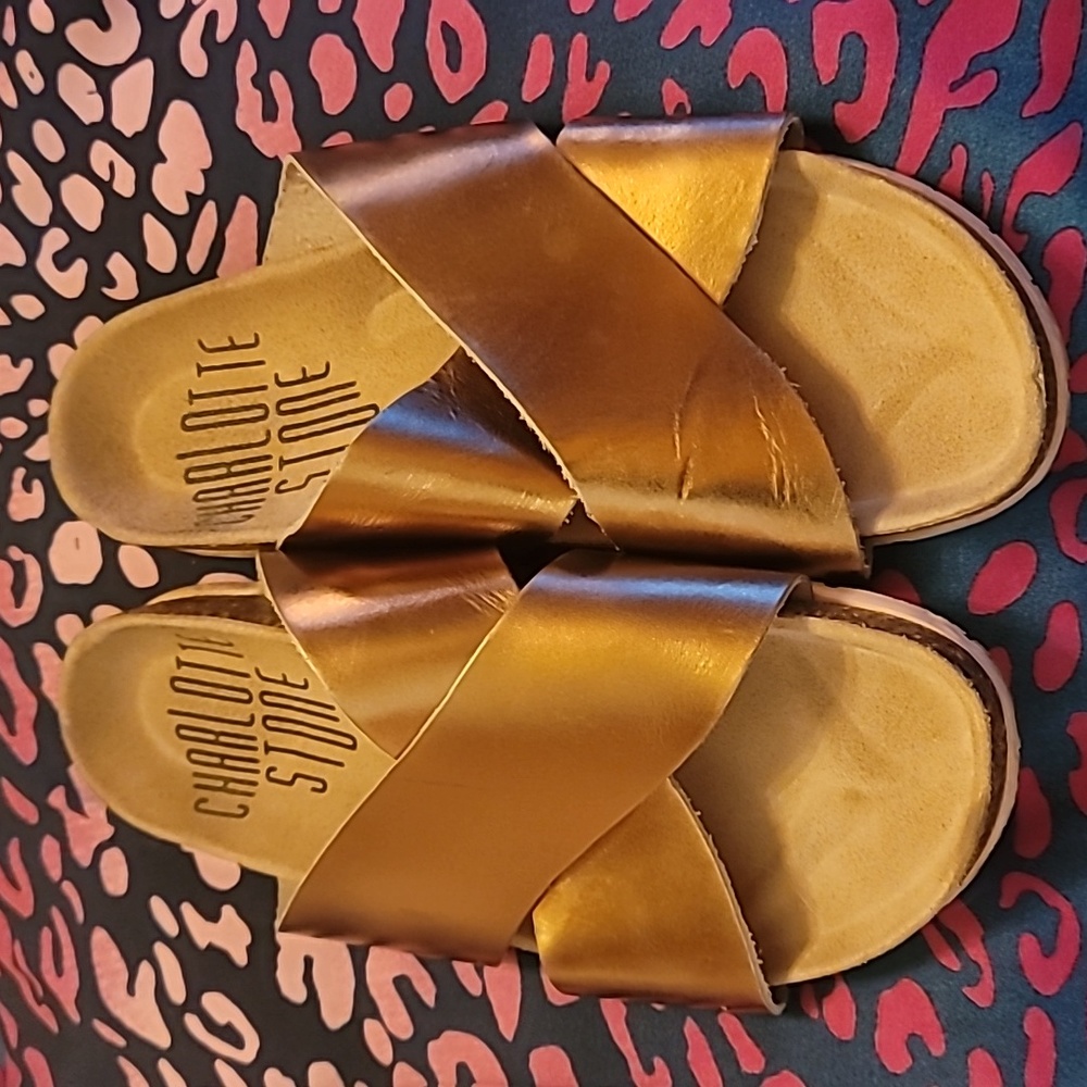 ‼️SOLD‼️Gorgeous Charlotte Stone Sandals Size 10